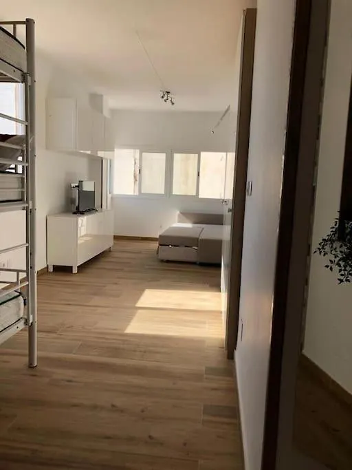 Brigh Loft Dishwaser Surfers&Nomads Las Palmas de Gran Canaria 0*,  Spain